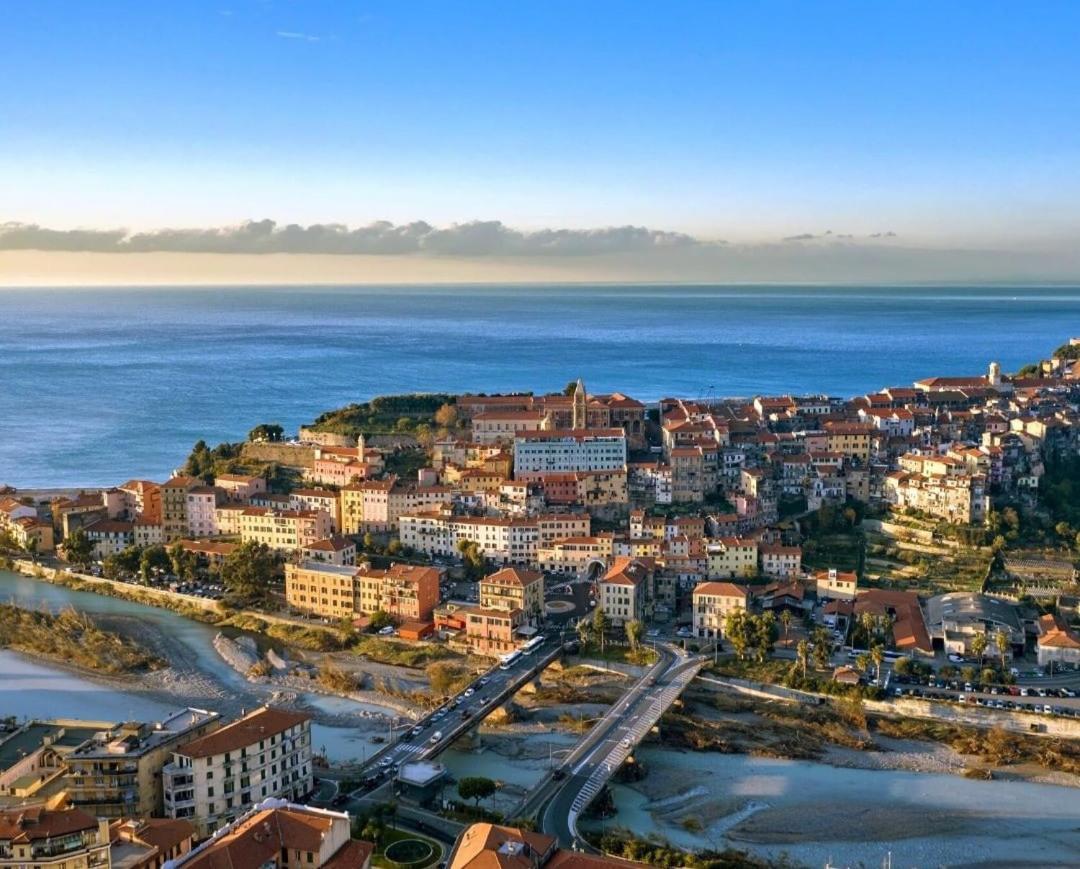 B&B Torre Porta Marina Ventimiglia Exterior photo